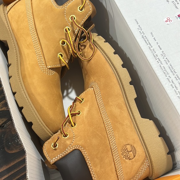 Timberland 6" Premium Waterproof Boots - Picture 2 of 2